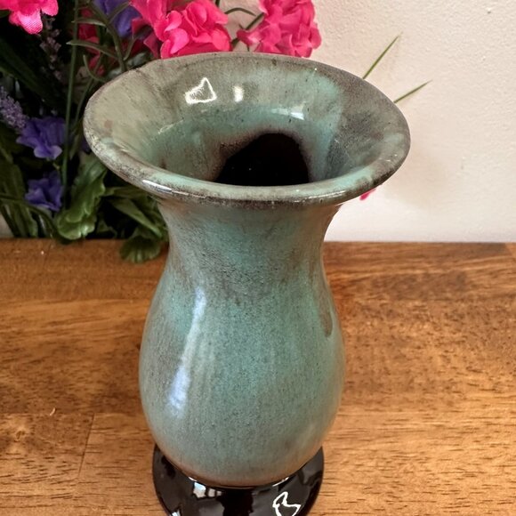 Vintage Green and Brown Drip‎ Glaze Pedestal Vase Marked 569 Art Pottery - Picture 3 of 7